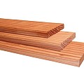 Douglas geprofileerd dekdeel. 1 zijde grof profiel. 1 zijde glad. 2.5x14.5x400 cm onbehandeld
