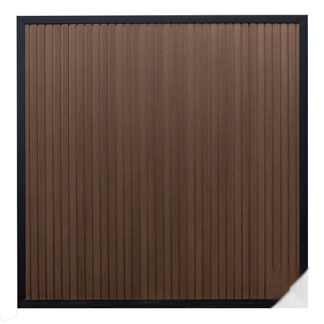 Elephant schutting Stripes houtcomposiet FSC/GRS 1800x1800mm co-ex driftwood dark met zwart kader (voor vertical gebruik)