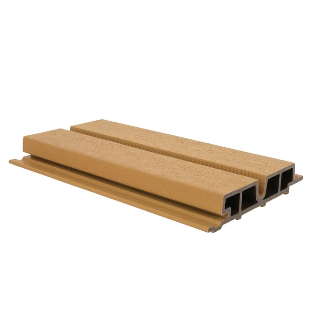 NewTechWood composiet co-extrusie wandbekleding Castellaton PRO65 3,3 x 18 x 390cm Red Cedar.