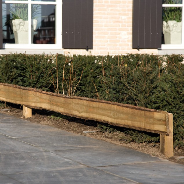 Douglas fijnbezaagd schaaldeel 1,9x12-25x400 cm, onbehandeld.