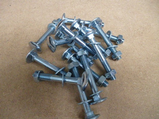 Slotbout M8X150  verzinkt per stuk