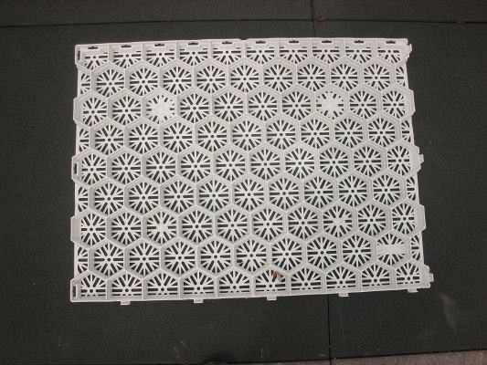 grindplaat wit 59x79x3 cm =0.47 m2  (2.14 st m2)